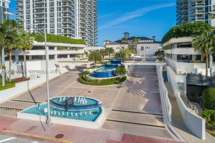 Property Photo:  4779 Collins Ave 3102  FL 33140 