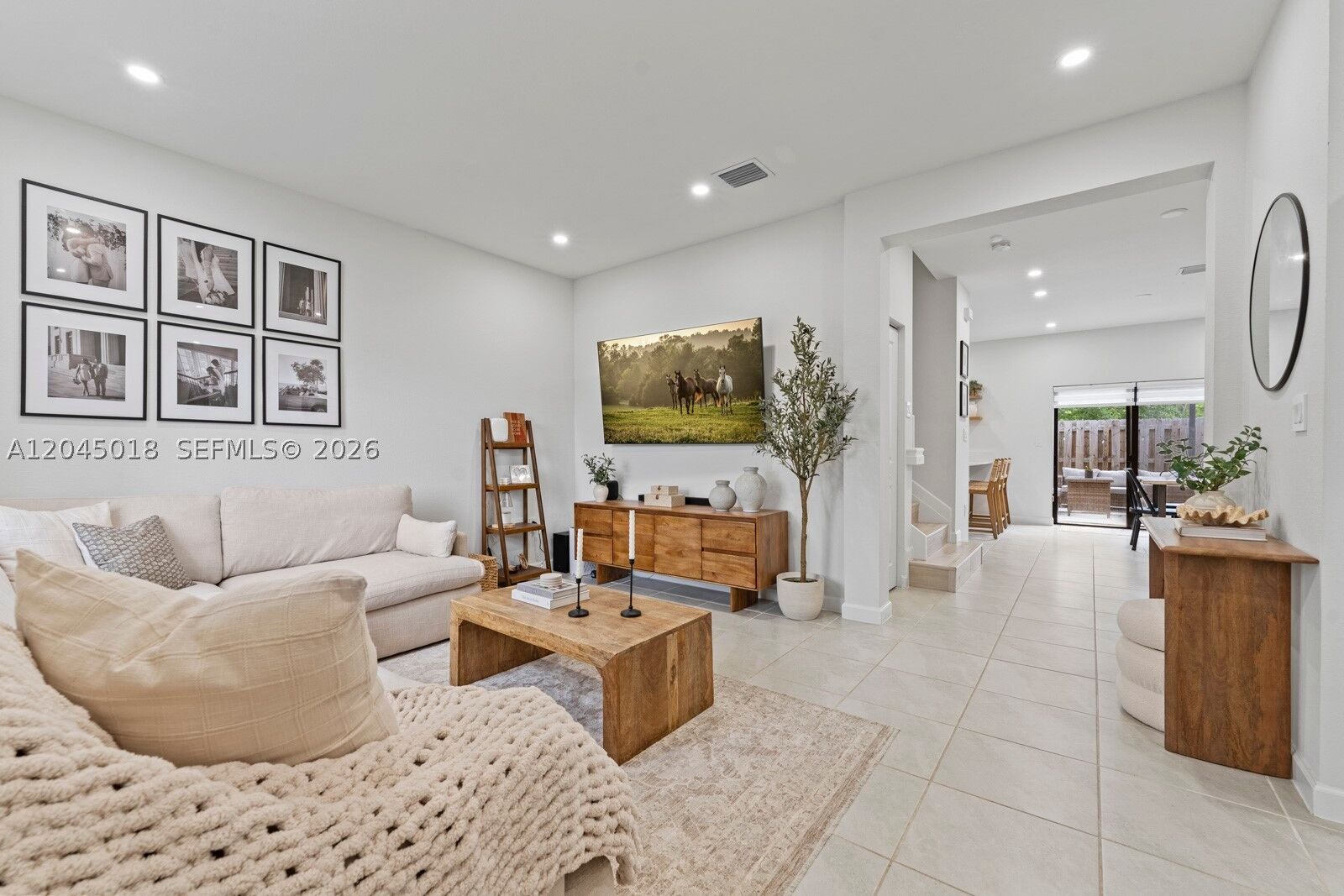 Property Photo: 22961 SW 99th Ave FL 33190
