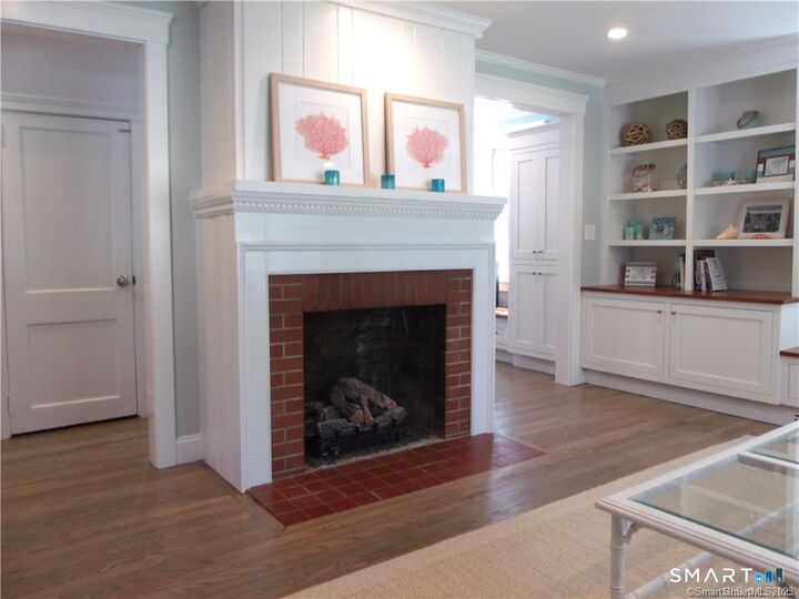 Property Photo:  8 Lawson Drive  CT 06443 
