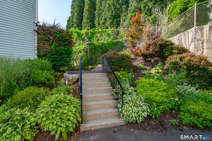 Property Photo:  55 Mill Plain Road 9-2  CT 06811 