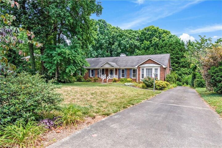 Property Photo: 5132 Huntcliff Trail NC 27104