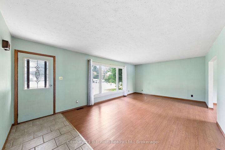 Property Photo:  8240 93 Highway  ON L0K 2E1 