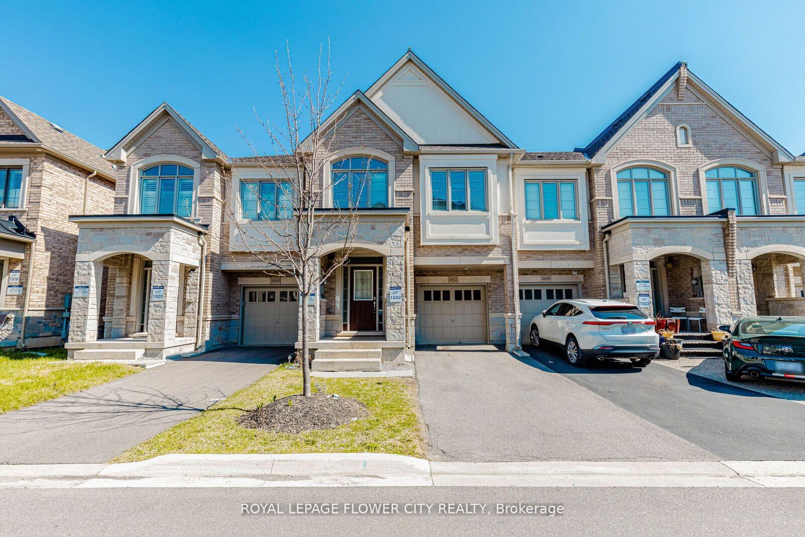 Property Photo: 462 Sheaffe Place ON L9E 1K1