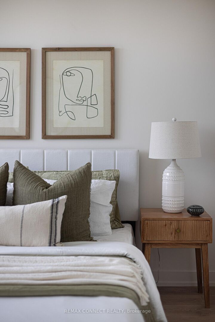 Property Photo: 181 Sterling Road 1107 ON M6R 2B2