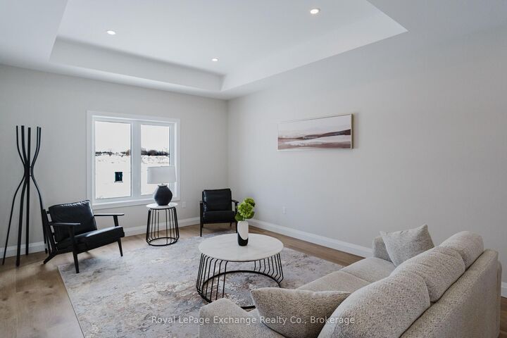 Property Photo:  1071 Waterloo Street N Unit 42  ON N0H 2C3 