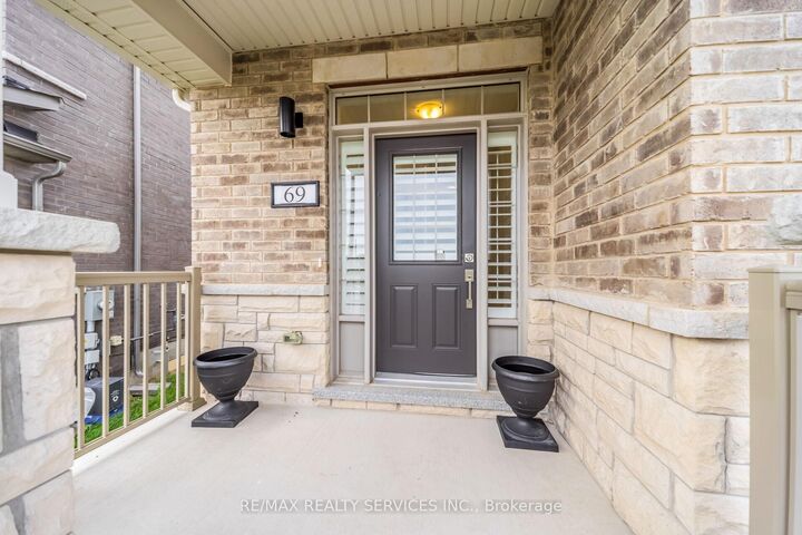 Property Photo: 69 Kirkwood Way ON L9J 0K7