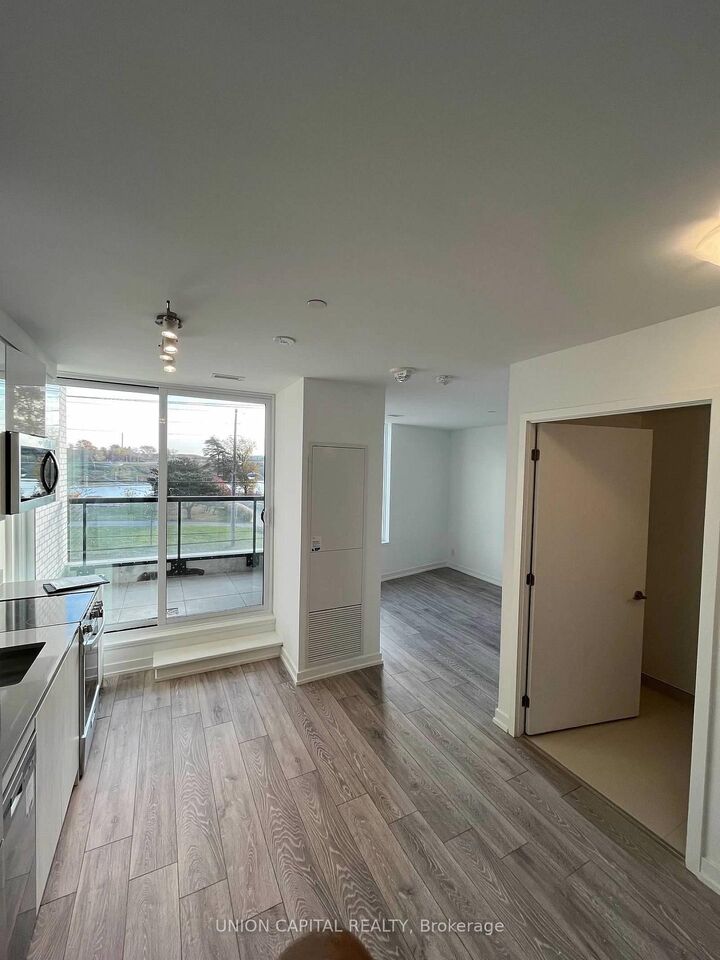 Photo de la propriété: 3100 Keele Street 320 ON M3M 0E1