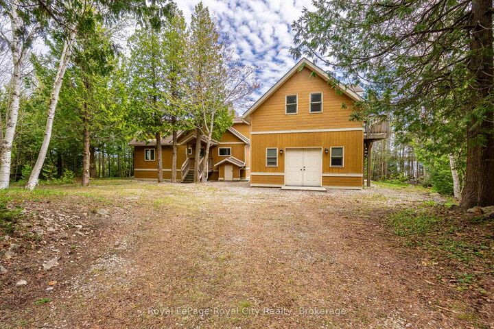 584 Warner Bay Road — photo 1