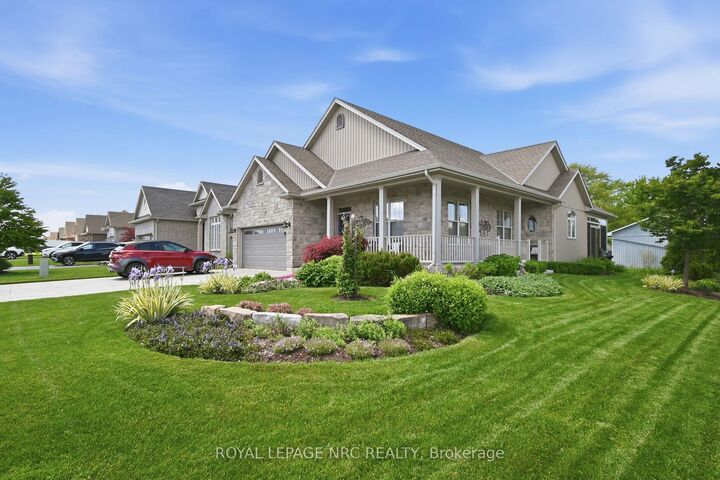 Property Photo: 3930 Village Creek Drive ON L0S 1S0