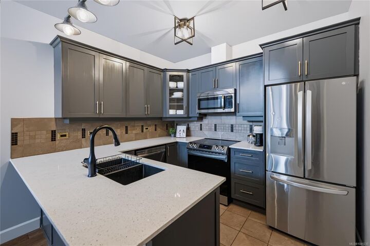 Property Photo:  3226 Jacklin Rd SE #401  BC V9B 0J5 