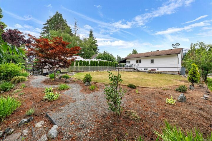Property Photo: 105 Cowichan Ave BC V0R 2G0