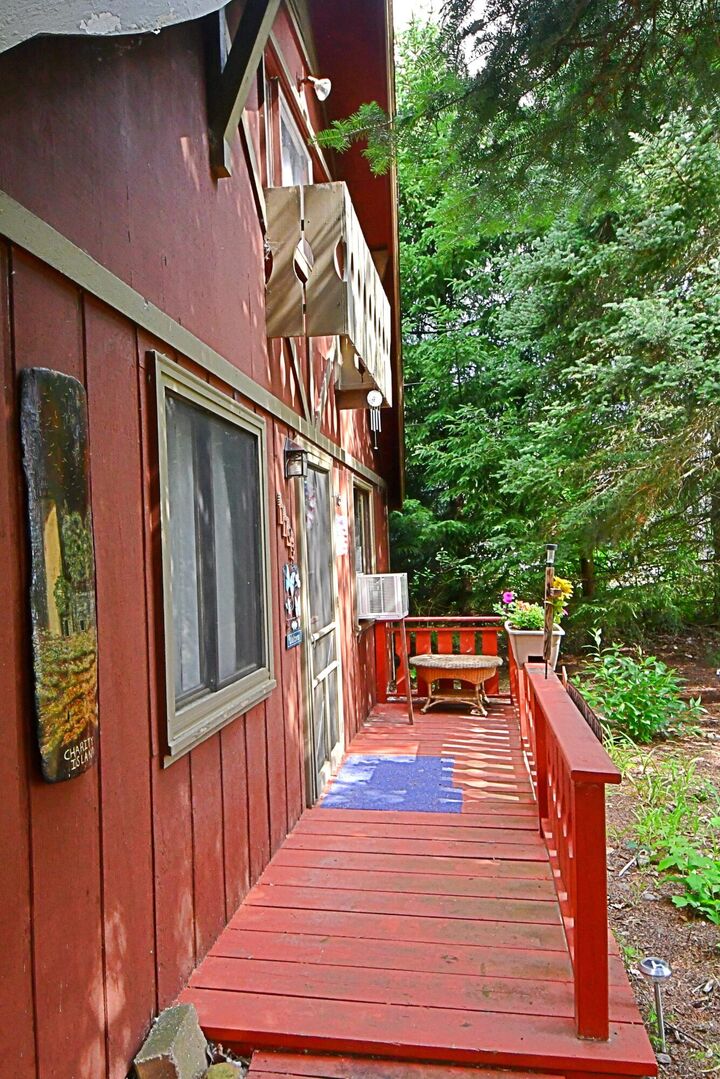 Property Photo:  1103 Tanglewood Drive  MI 48656 