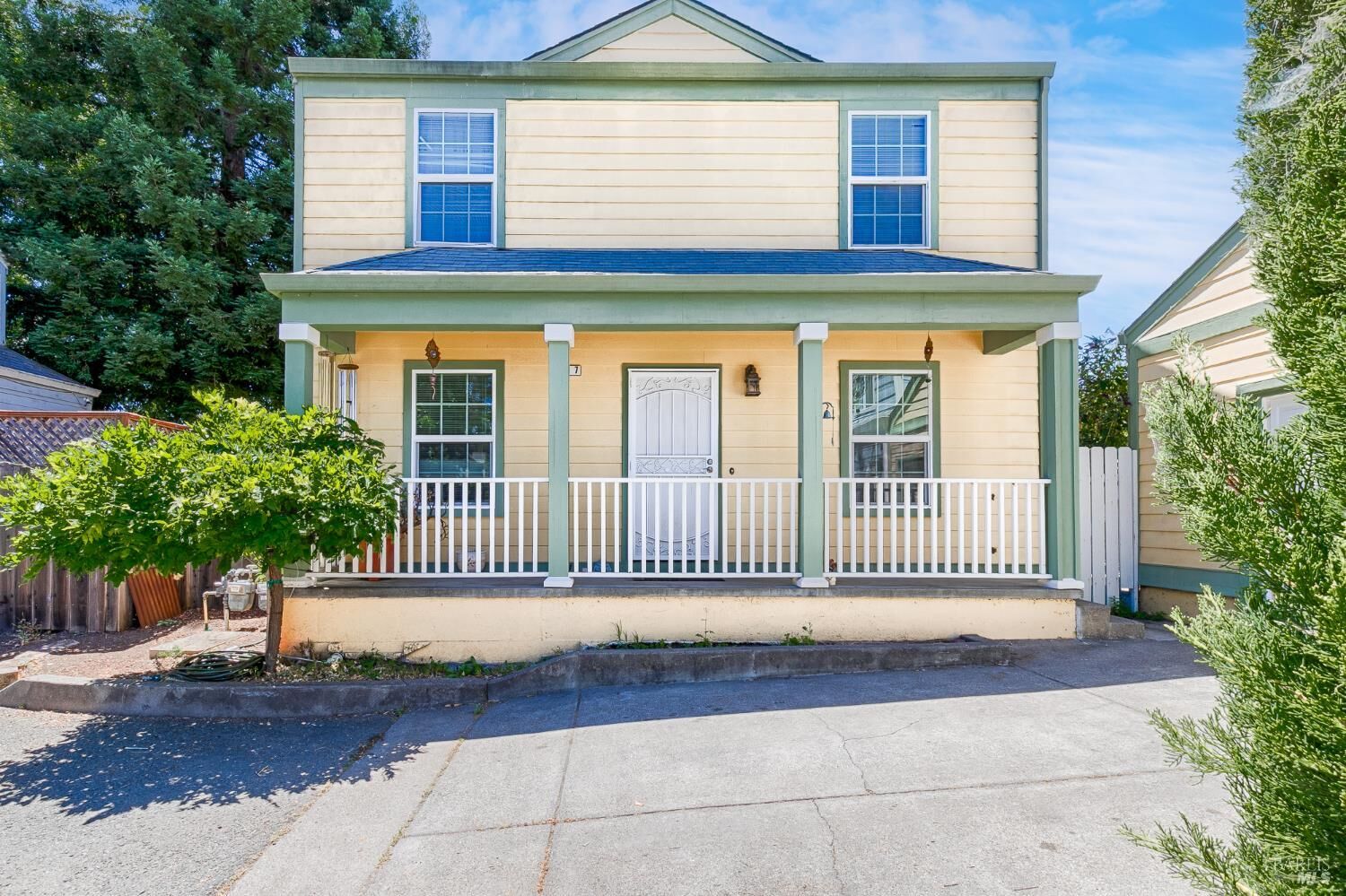 Property Photo:  937 Kingwood Street  CA 95401 