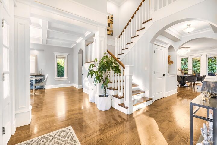 3668 159A Street — photo 1