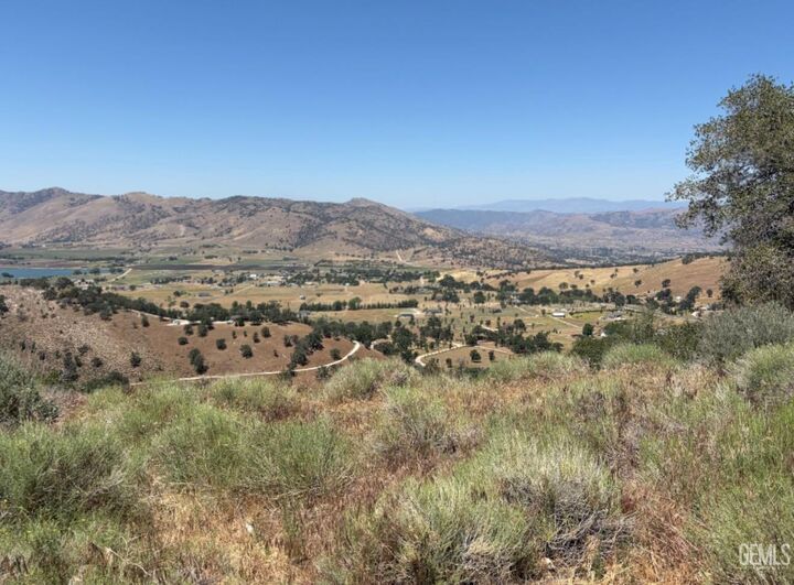 Property Photo: 0 Zurich Drive CA 93561