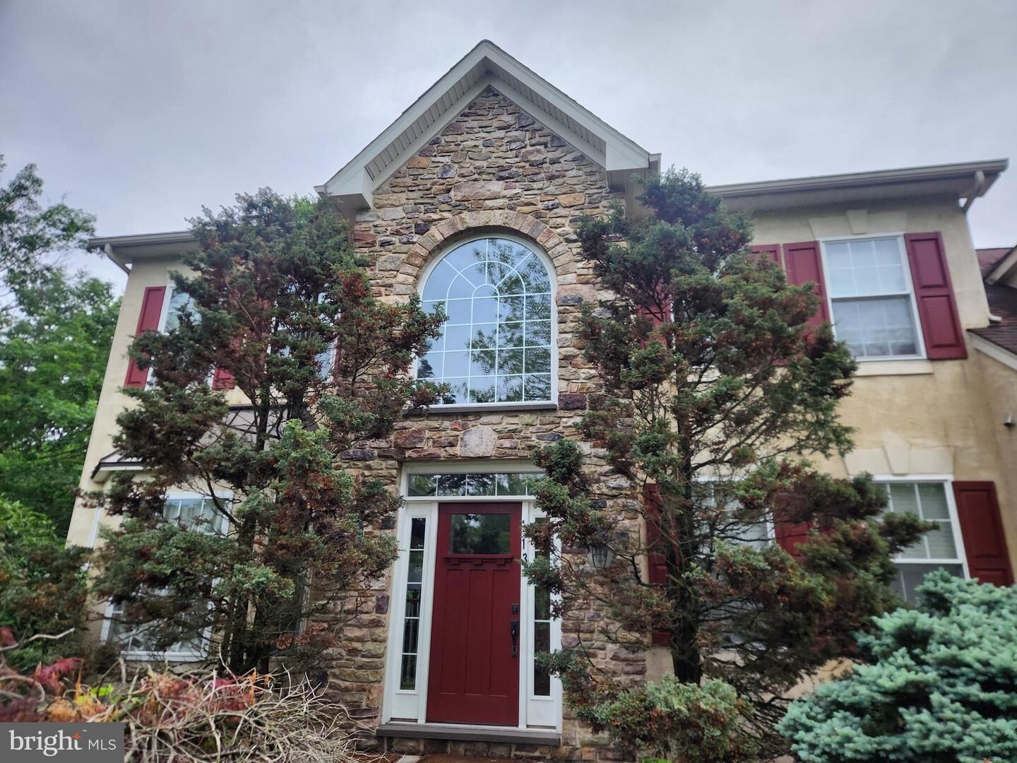 Property Photo: 13 Leapson Lane PA 18901