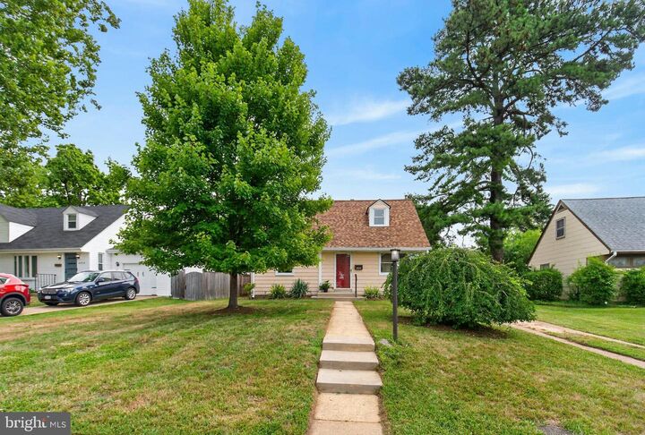 Property Photo:  6925 Columbia Drive  VA 22307 
