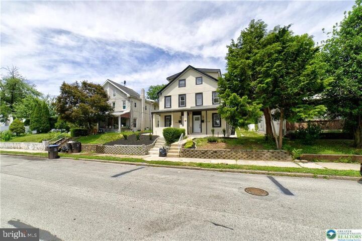 Property Photo:  1715 Willow Street  PA 19401 