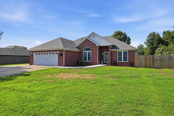 Property Photo: 6 Mattison Dr AR 72173