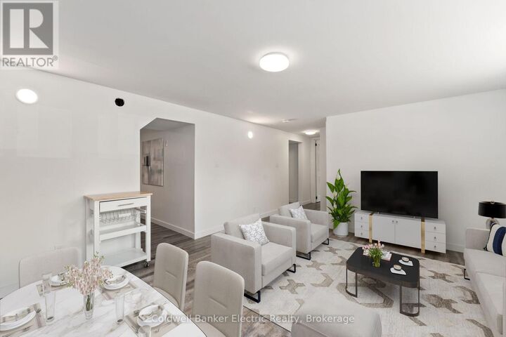 Property Photo: 8B Pottinger Street ON K9V 3X3