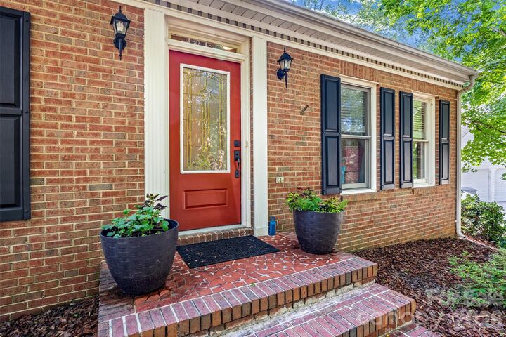 Property Photo:  11701 Harrowfield Road  NC 28226 