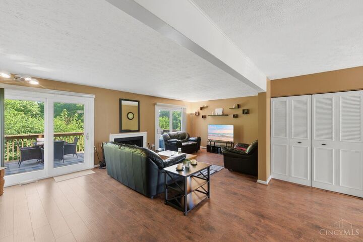 Property Photo:  26 Twin Lakes Drive  OH 45014 