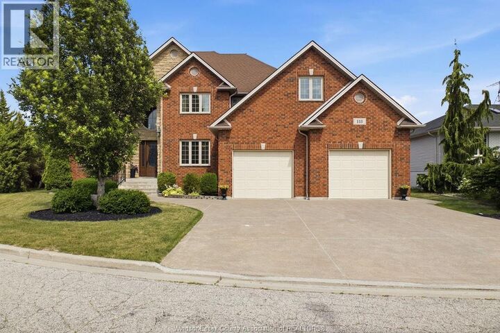 Property Photo:  118 Remo  ON N8L 0Z3 