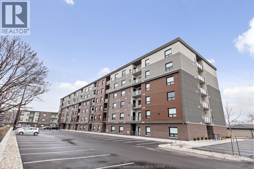 Property Photo: 11870 Tecumseh Road East 605 ON N8N 0J5