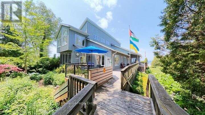 Property Photo: 274 Victoria Street ON N0G 2T0