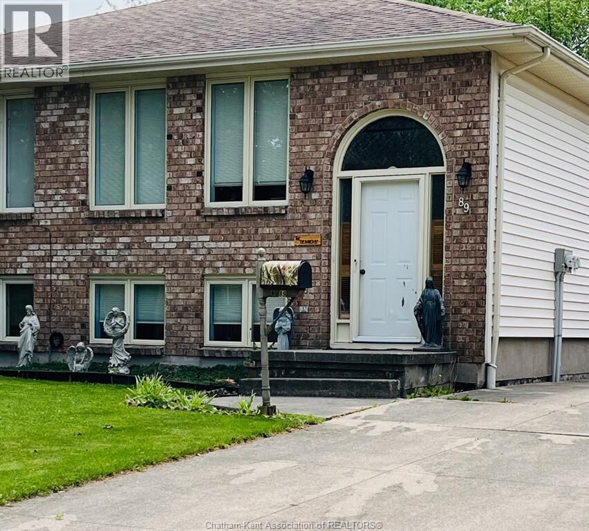 Property Photo: 89 Bruinsma Avenue ON N8A 5C5
