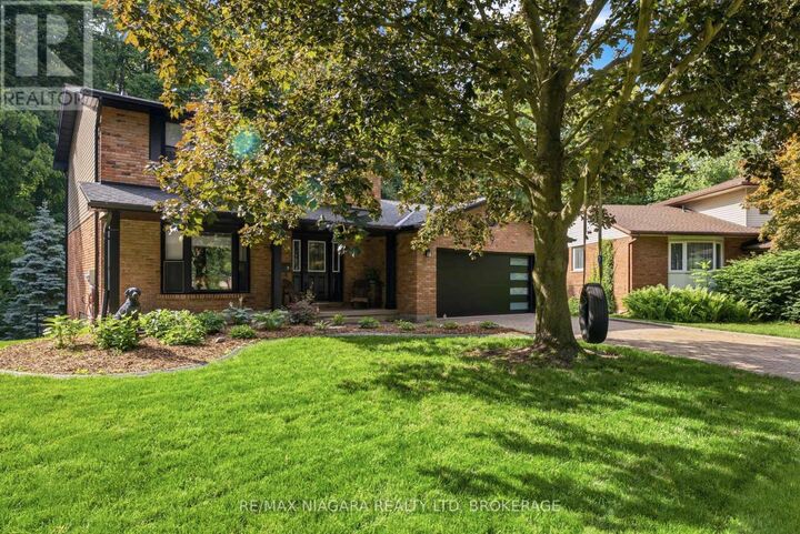 Property Photo:  9 Beechnut Court  ON L0S 1E2 