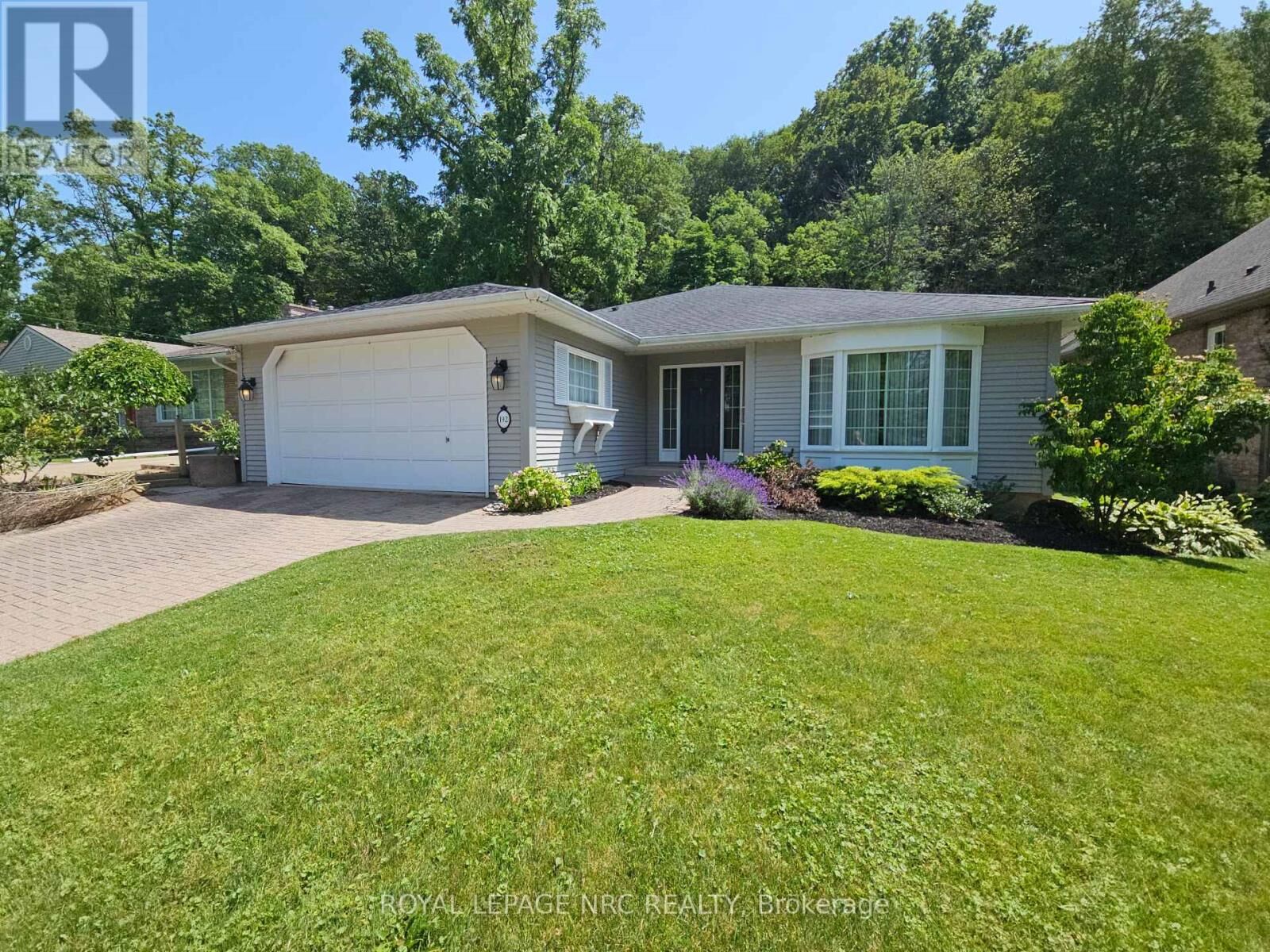 Property Photo:  192 Woodside Drive  ON L2T 1X6 