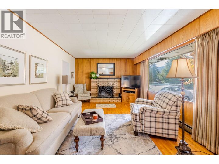 Property Photo:  14001 Amm Avenue  BC V0H 1Z0 