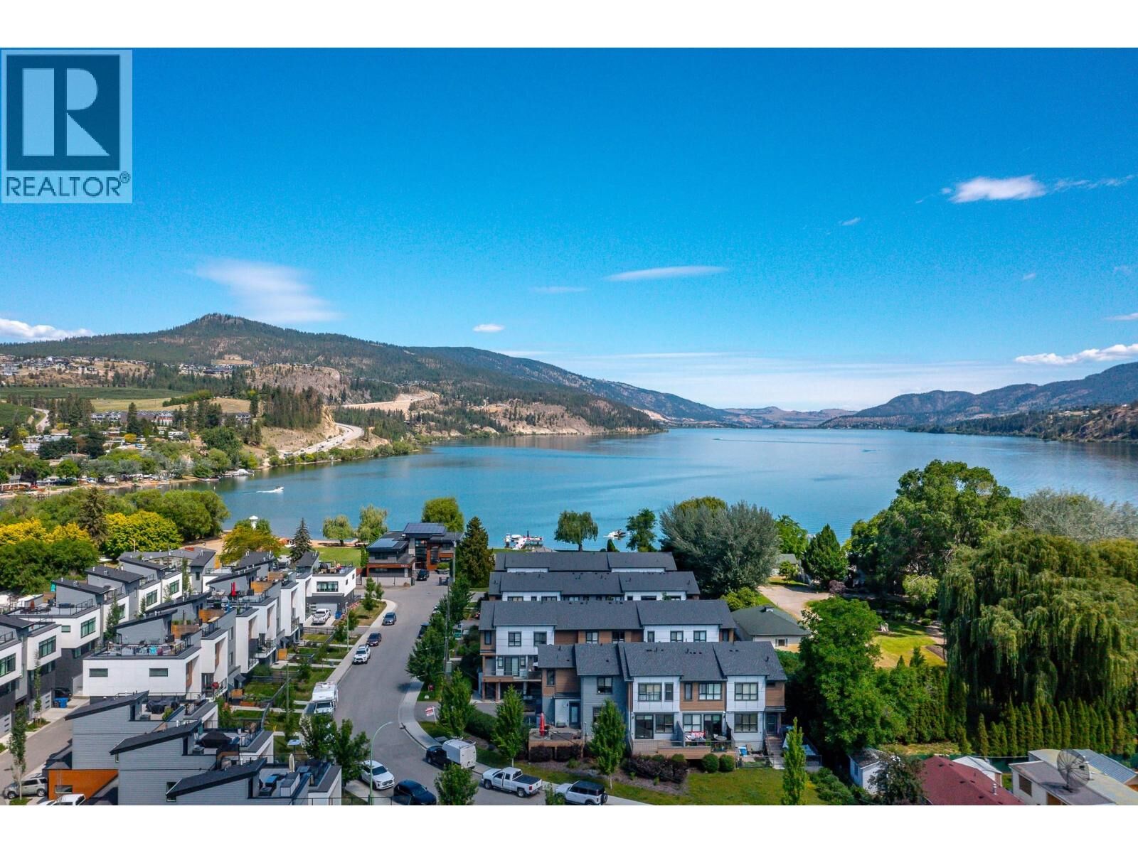 Property Photo: 11581 Rogers Road 301 BC V4V 1X8