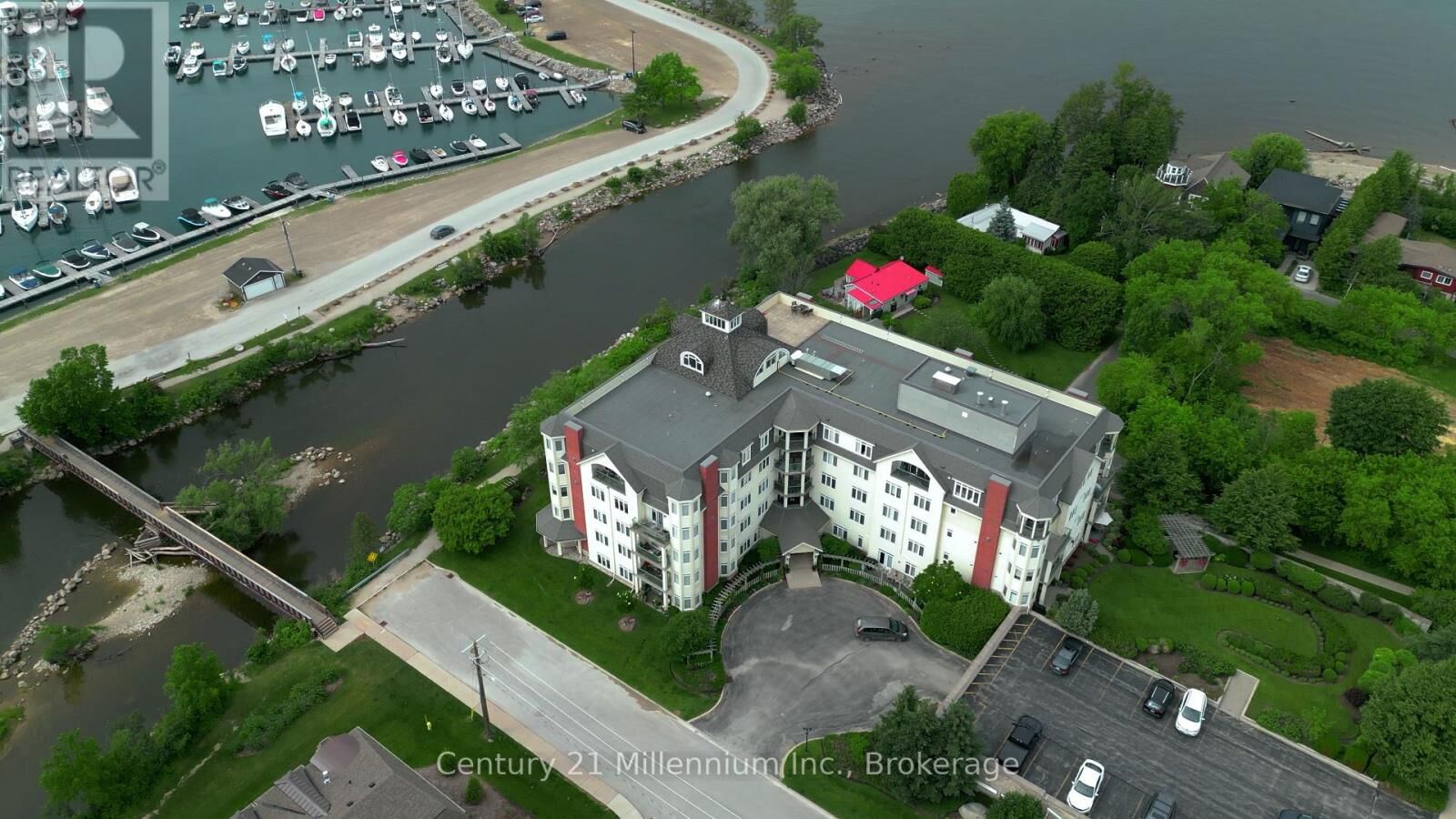 Property Photo:  10 Bay Street East 407  ON N0H 2P0 