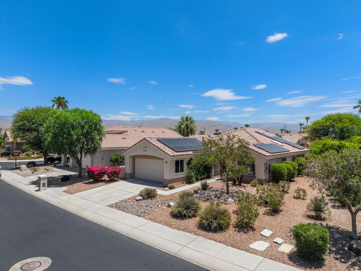 Property Photo: 38406 Brandywine Avenue CA 92211