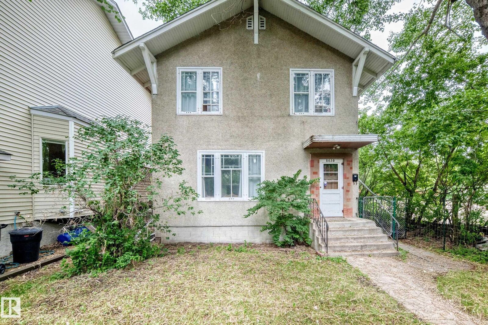 Property Photo: 8630 108A Street NW AB T6E 4M8
