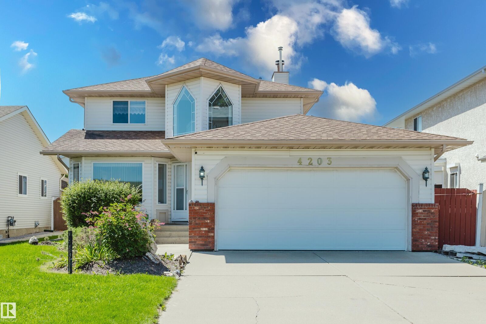 Property Photo:  4203 12 Avenue NW  AB T6L 6M5 