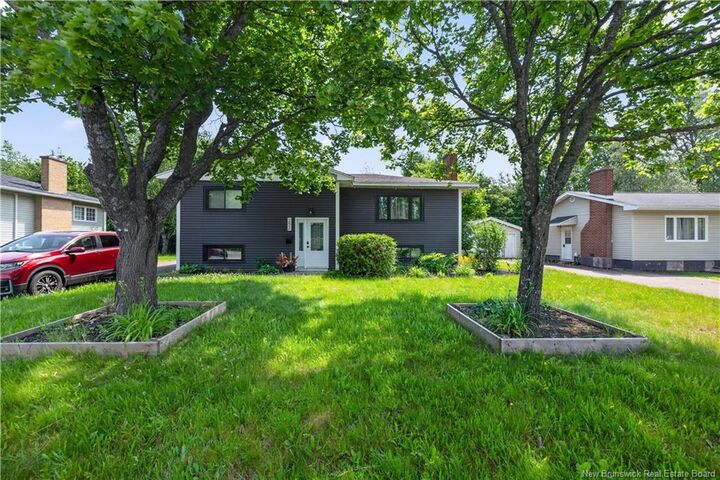 Property Photo: 252 Buckingham Avenue NB E1B 2N8