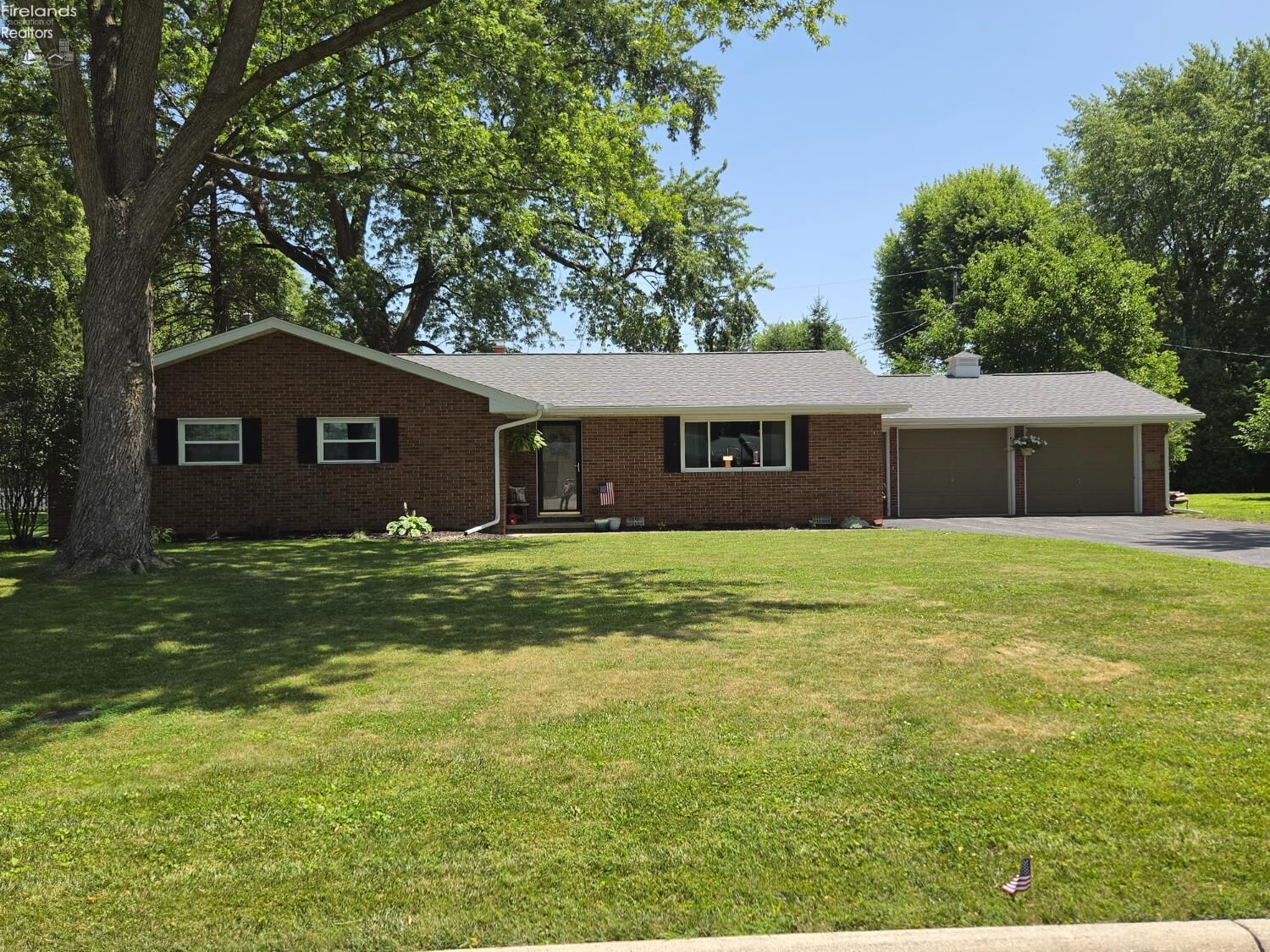 Property Photo:  317 Mohican Road  OH 45840 
