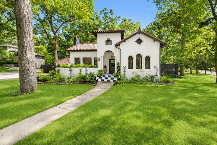 Property Photo: 2938 Mount Clair Way IN 46360
