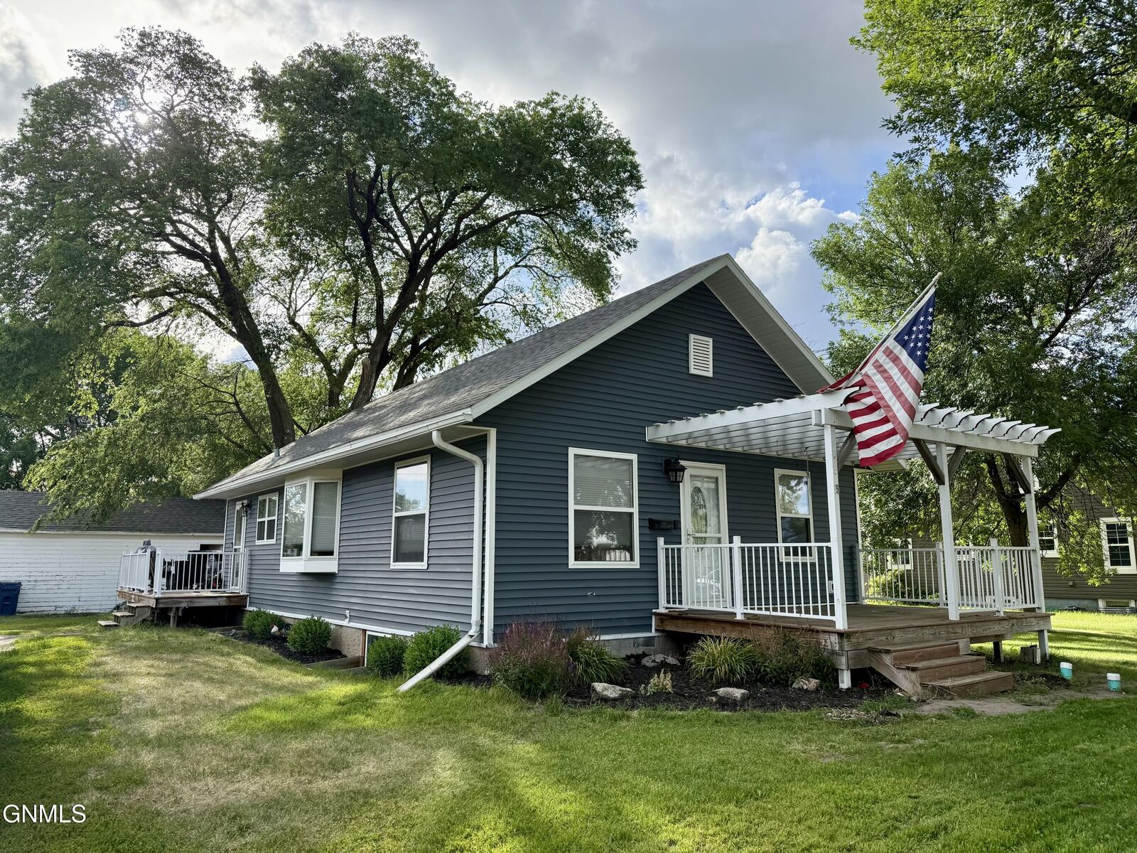 Property Photo:  15 10th Street N  ND 58474 