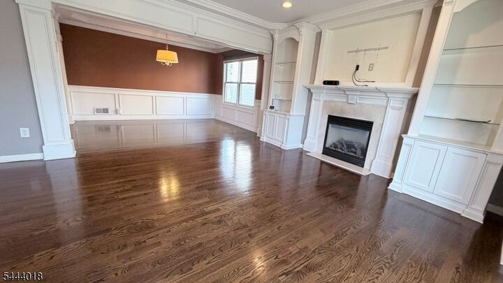 Property Photo:  35 Orchard St  NJ 07407 