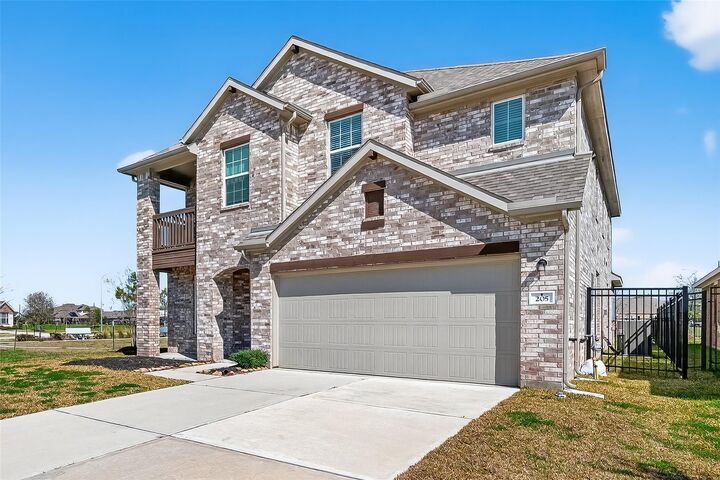 Property Photo: 205 Bonita Beach Drive TX 77493