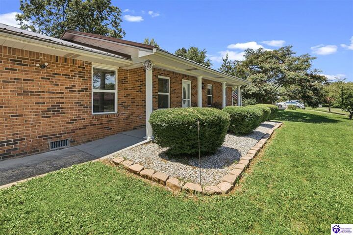 Property Photo:  1153 Lee Street  KY 40160 