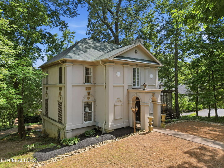 Property Photo:  3720 Kingston Pike  TN 37919 