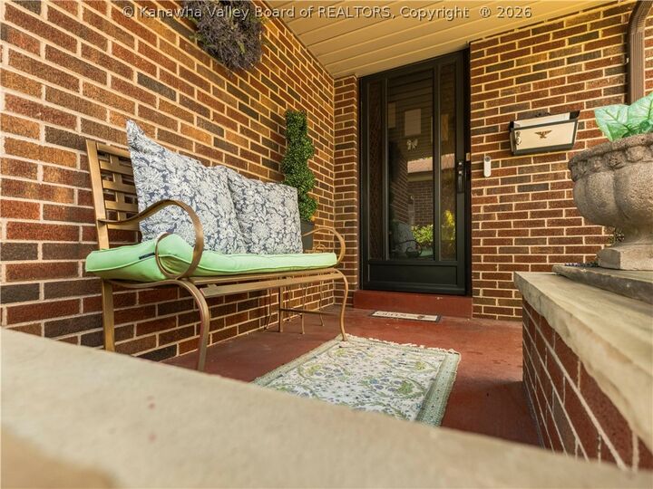 Property Photo:  1402 Grishaber Street  WV 25303 