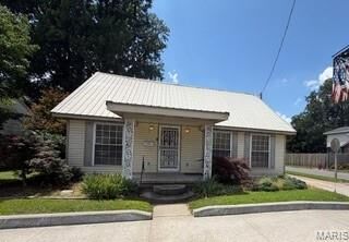 Property Photo:  801 S Main Street  MO 63834 