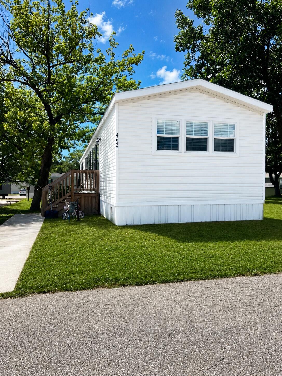Property Photo:  4647 Red Apple Court NW  MI 49534 