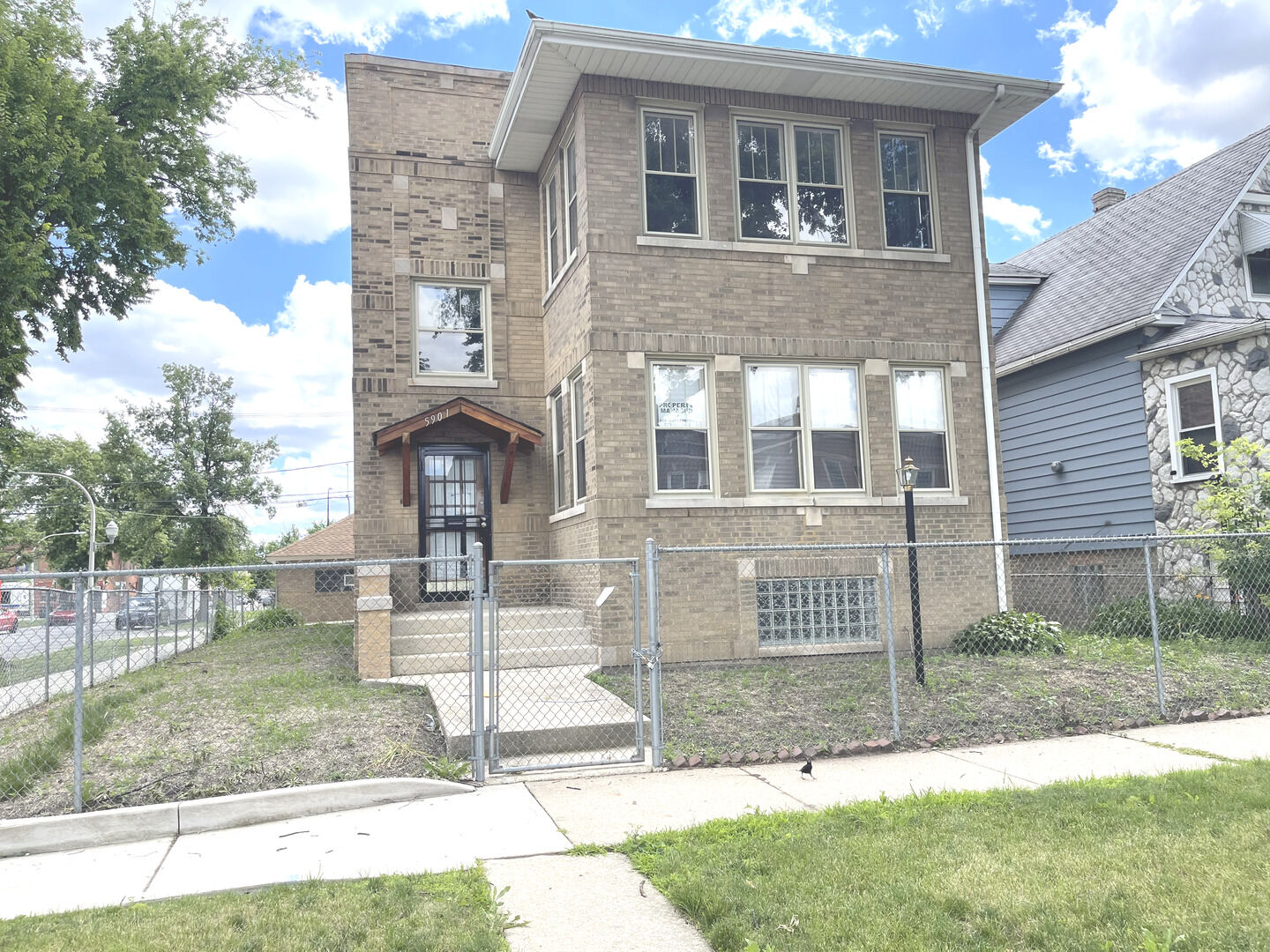 Property Photo: 5901 W Rice Street IL 60651
